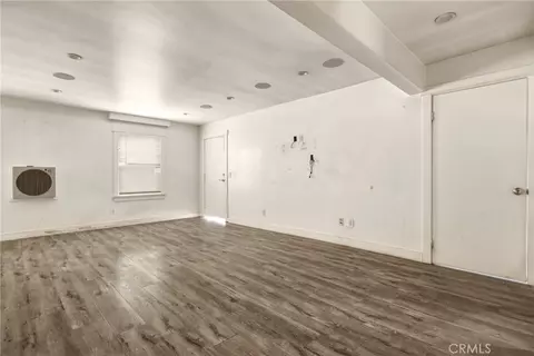 Living - 38587 E 9th St, Palmdale, CA 93550 photo 2 of 3