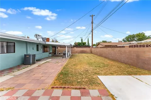 Exterior - 45228 Lorimer Ave, Lancaster, CA 93534 photo 8 of 9