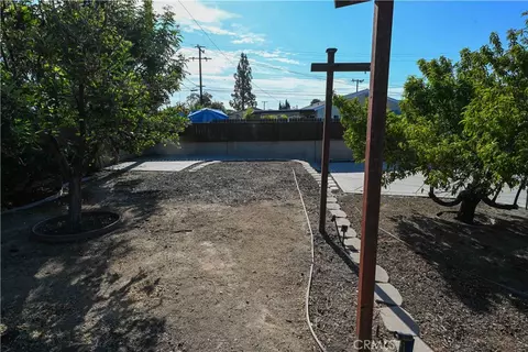 Exterior - 1677 Arcane, Simi Valley, CA 93065 photo 9 of 16