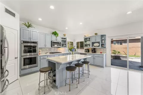 Kitchen - 42334 Daniel, Lancaster, CA 93536 photo 2 of 6