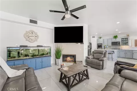 Living - 42334 Daniel, Lancaster, CA 93536 photo 3 of 3
