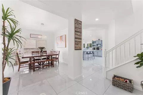Entry Way - 42334 Daniel, Lancaster, CA 93536 photo 4 of 5