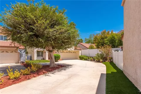 Exterior - 2024 Riverbirch, Simi Valley, CA 93063 photo 3 of 5