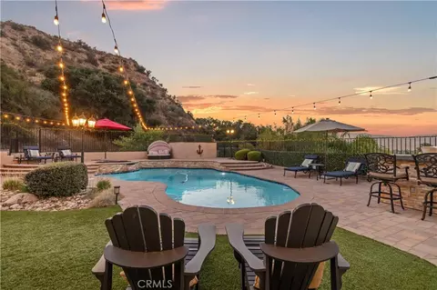 Exterior - 31229 Cherry Dr, Castaic, CA 91384 photo 4 of 7