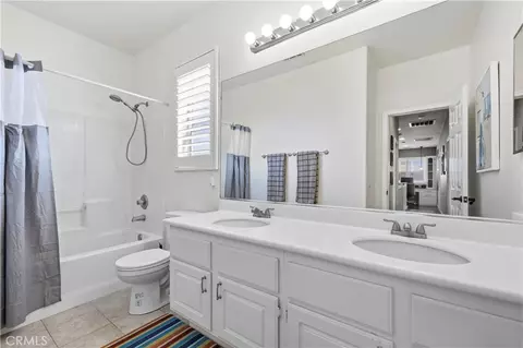 Bath - 31229 Cherry Dr, Castaic, CA 91384 photo 2 of 3