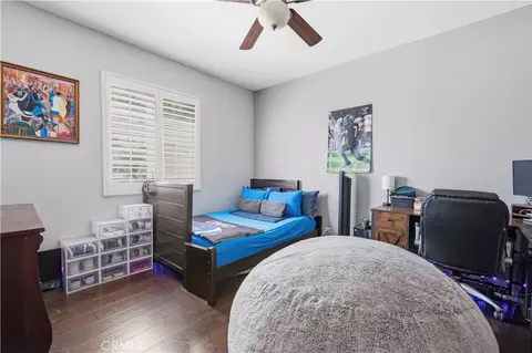 Bedroom - 31229 Cherry Dr, Castaic, CA 91384 photo 4 of 5