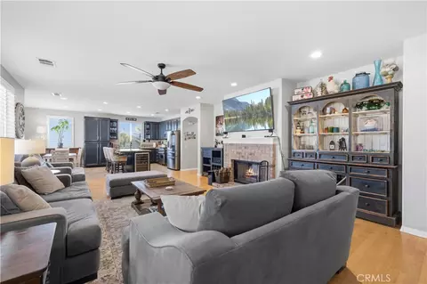Other - 31229 Cherry Dr, Castaic, CA 91384 photo 3 of 10