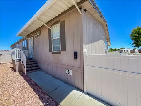 45465 E 25th St #44, Lancaster, CA 93535 photo 4
