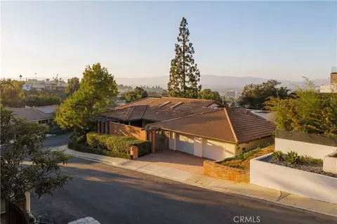16347 Mandalay Dr, Encino, CA 91436