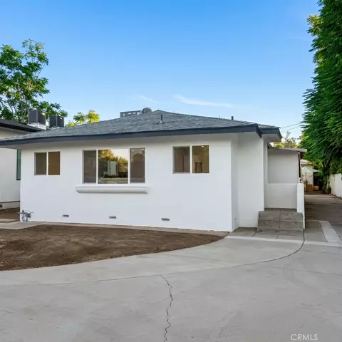 22522 Clarendon, Woodland Hills, CA 91367