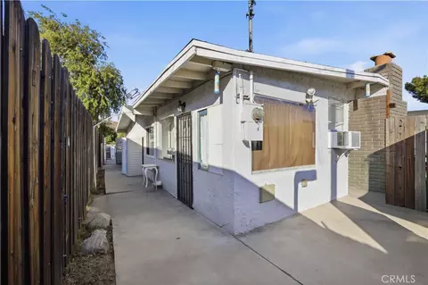 Exterior - 11863 Phillippi Ave, Pacoima, CA 91331 photo 6 of 7