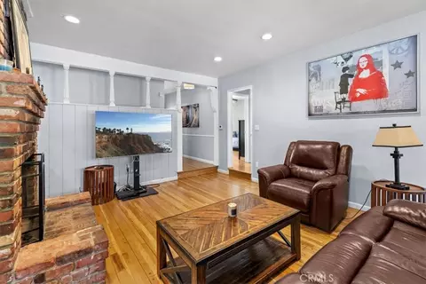 Living - 14319 Valerio St, Van Nuys, CA 91405 photo 2 of 2