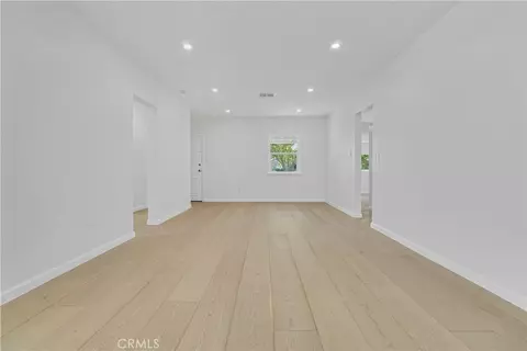 7337 Caldus Ave, Van Nuys, CA 91406 photo 11