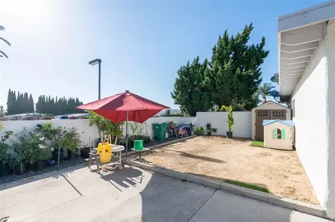 Exterior - 309 Calle Montecito, Oceanside, CA 92057 photo 2 of 6