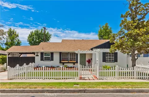 5429 Columbus Ave, Sherman Oaks, CA 91411