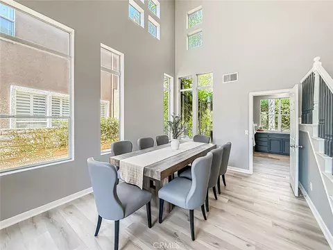 Dining - 3032 Obsidian Ct, Simi Valley, CA 93063 photo 2 of 3
