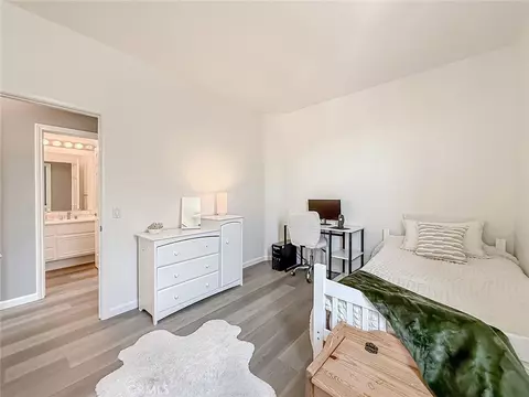 Bedroom - 3032 Obsidian Ct, Simi Valley, CA 93063 photo 5 of 10