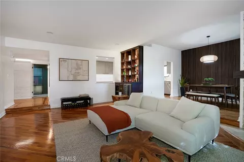 2307 Fox Hls #105, Los Angeles, CA 90064