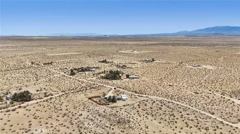 View/Area - 20741 E Avenue J12, Lancaster, CA 93535 photo 6 of 10