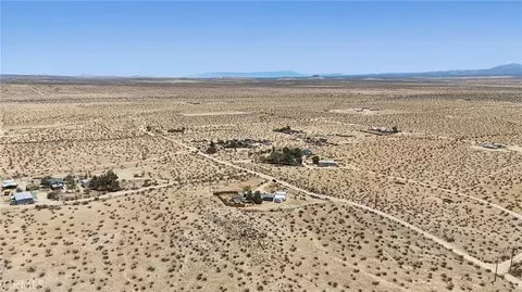 View/Area - 20741 E Avenue J12, Lancaster, CA 93535 photo 8 of 10