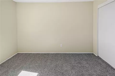 Bedroom - 11694 Pepper St, Hesperia, CA 92345 photo 4 of 10