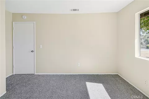 Bedroom - 11694 Pepper St, Hesperia, CA 92345 photo 6 of 10