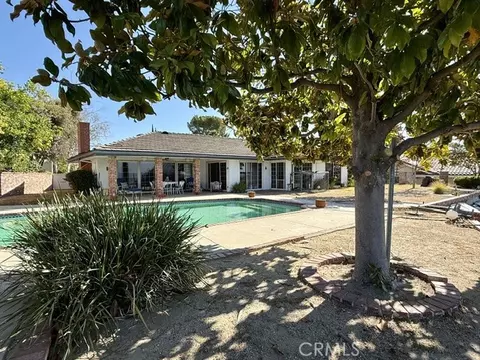 16840 Nanette St, Granada Hills, CA 91344