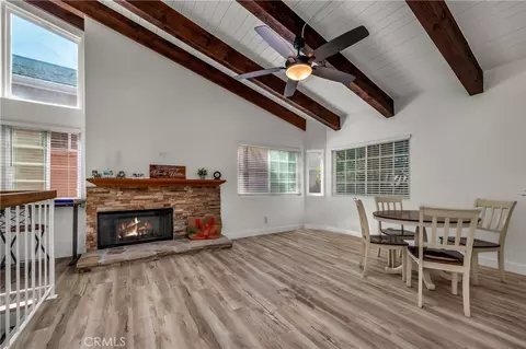 Living - 5123 Neptune Sq, Oxnard, CA 93035 photo 2 of 2