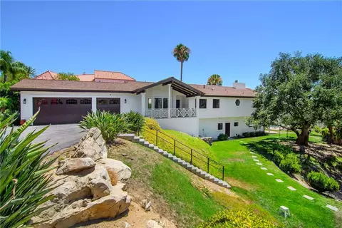 130 Dapplegray Rd, Bell Canyon, CA 91307