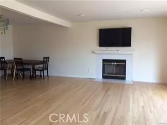 Living - 6559 Bothwell Rd, Reseda, CA 91335 photo 1 of 2