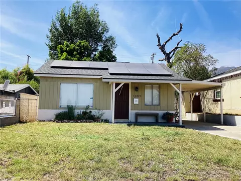 13329 Herron St, Sylmar, CA 91342