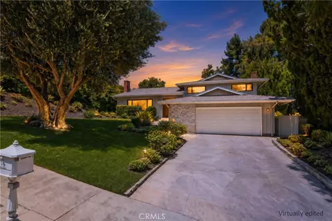4807 Ellenita Ave, Tarzana, CA 91356