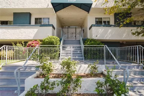 21529 Saticoy St #217, Canoga Park, CA 91304
