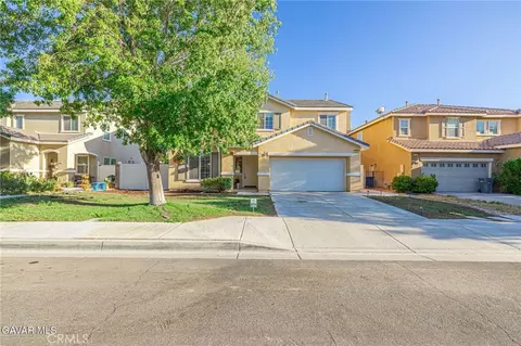 Exterior - 4320 Jonathon, Lancaster, CA 93536 photo 4 of 6