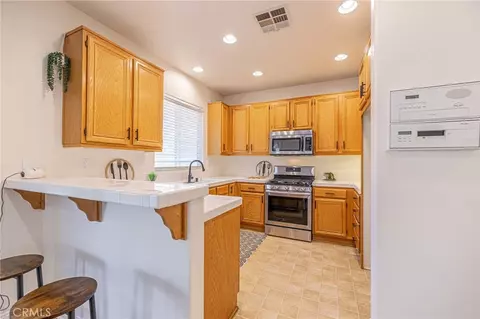 Kitchen - 4320 Jonathon, Lancaster, CA 93536 photo 2 of 3