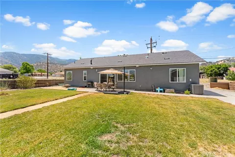Exterior - 28301 Stallion Springs Dr, Tehachapi, CA 93561 photo 8 of 8