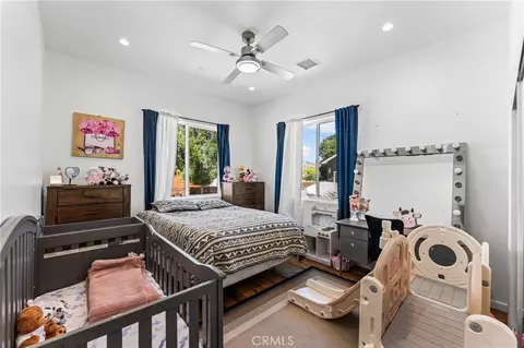 Bedroom - 28301 Stallion Springs Dr, Tehachapi, CA 93561 photo 3 of 6