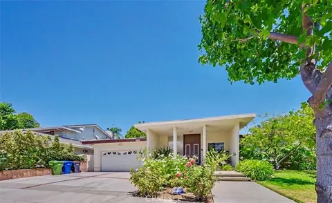 6772 Julie, West Hills, CA 91307