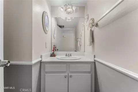 Bath - 43329 Denmore, Lancaster, CA 93535 photo 1 of 3