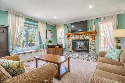 Living - 700 Booth Way, Big Bear City, CA 92314 photo 2 of 3