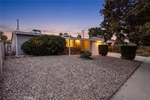 8636 Ranchito, Panorama City, CA 91402