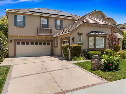 Exterior - 574 Oak Tree Ct, Simi Valley, CA 93065 photo 2 of 17