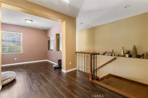 Entry Way - 574 Oak Tree Ct, Simi Valley, CA 93065 photo 9 of 12