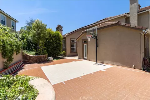 Exterior - 574 Oak Tree Ct, Simi Valley, CA 93065 photo 16 of 17