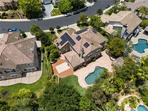 View/Area - 574 Oak Tree Ct, Simi Valley, CA 93065 photo 4 of 7