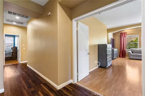 Entry Way - 574 Oak Tree Ct, Simi Valley, CA 93065 photo 11 of 12