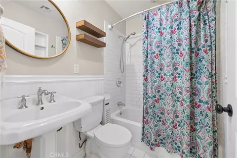 Bath - 34651 Florencell Ave, Acton, CA 93510 photo 1 of 5