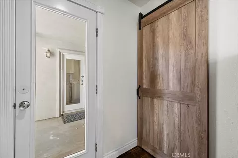 Entry Way - 34651 Florencell Ave, Acton, CA 93510 photo 2 of 5