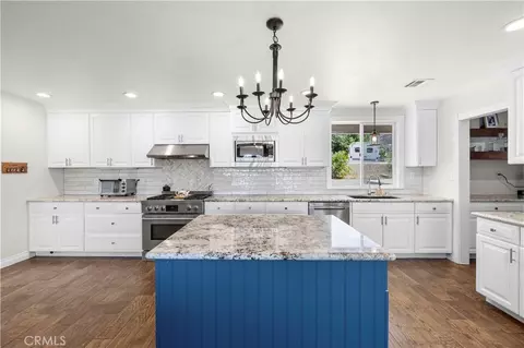 Kitchen - 34651 Florencell Ave, Acton, CA 93510 photo 1 of 6