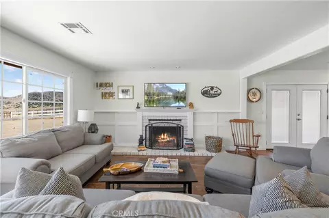 Living - 34651 Florencell Ave, Acton, CA 93510 photo 3 of 4